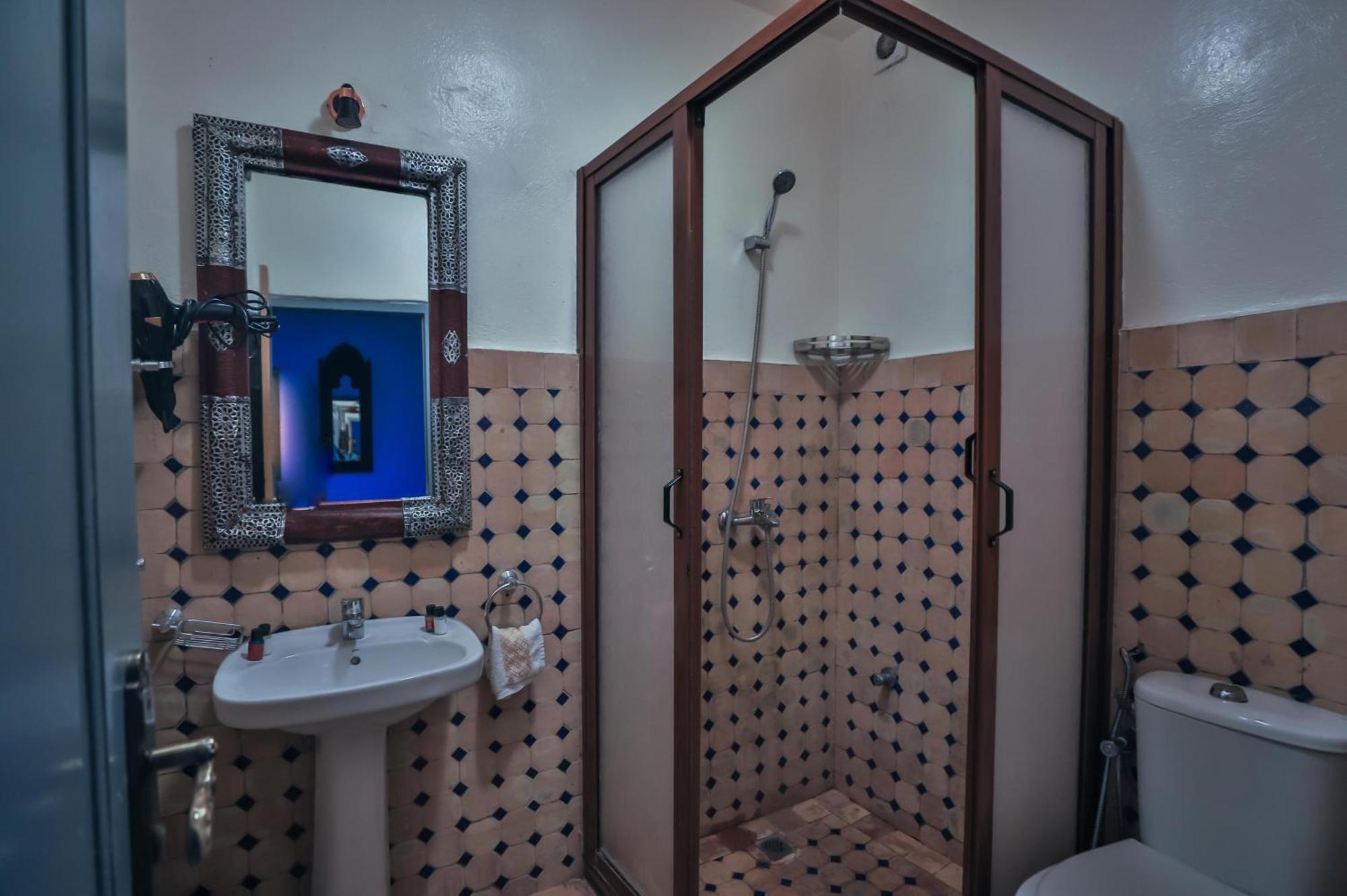 Riad Nayum Фес Экстерьер фото