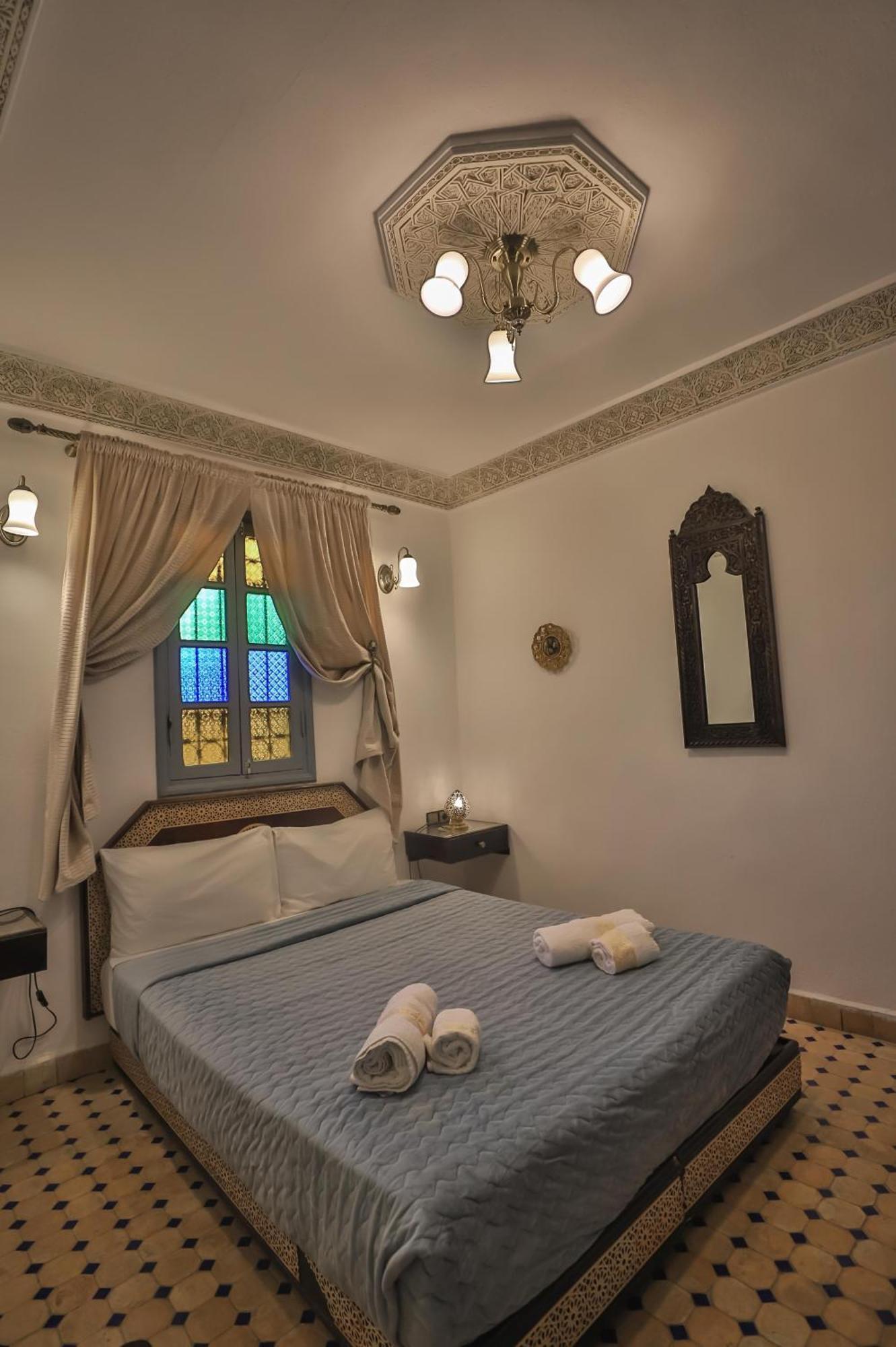 Riad Nayum Фес Экстерьер фото